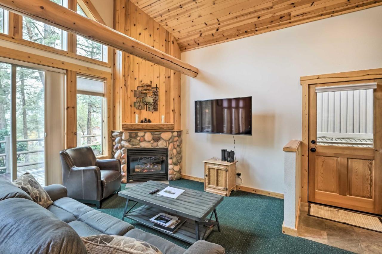 Chalet At Running Y Resort With Wraparound Deck! クラマス・フォールズ エクステリア 写真